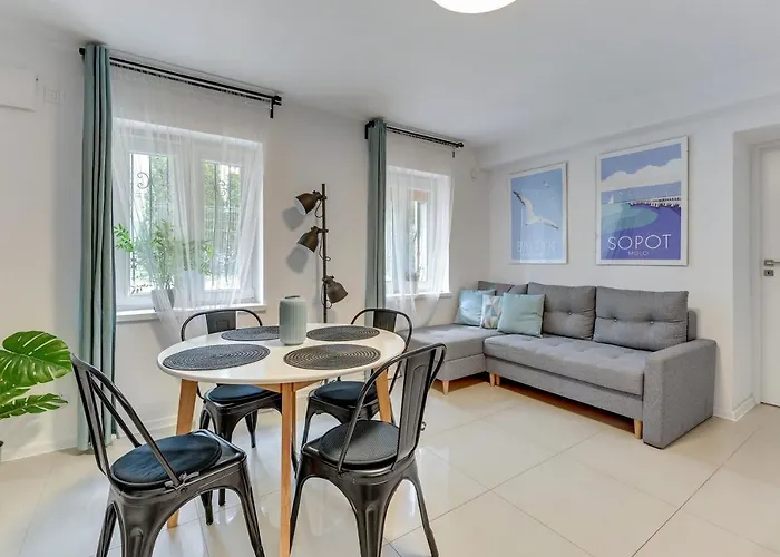 Przy Helskiej - Basement - Przyziemie * 索波特